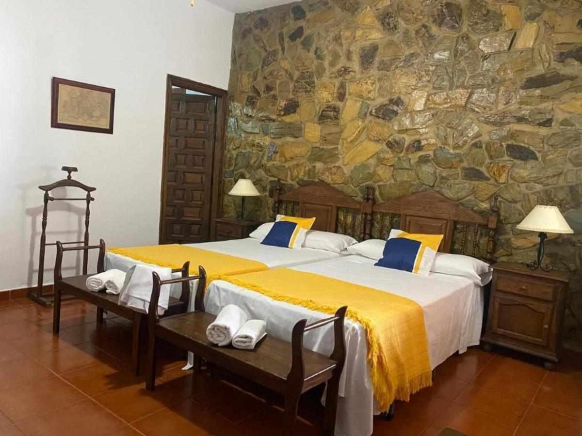 Hotel Rural Villa Torreaguila Badajoz Bagian luar foto