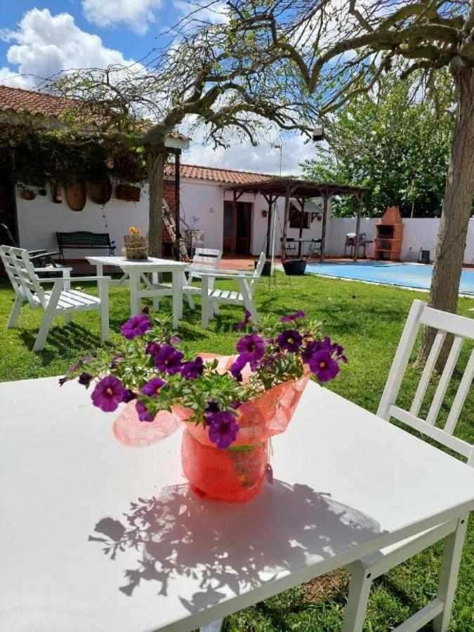 Hotel Rural Villa Torreaguila Badajoz Bagian luar foto